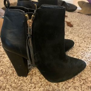 Steve Madden suede/leather booties.